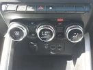 2023-renault-clio-10-tce-techno-small-18