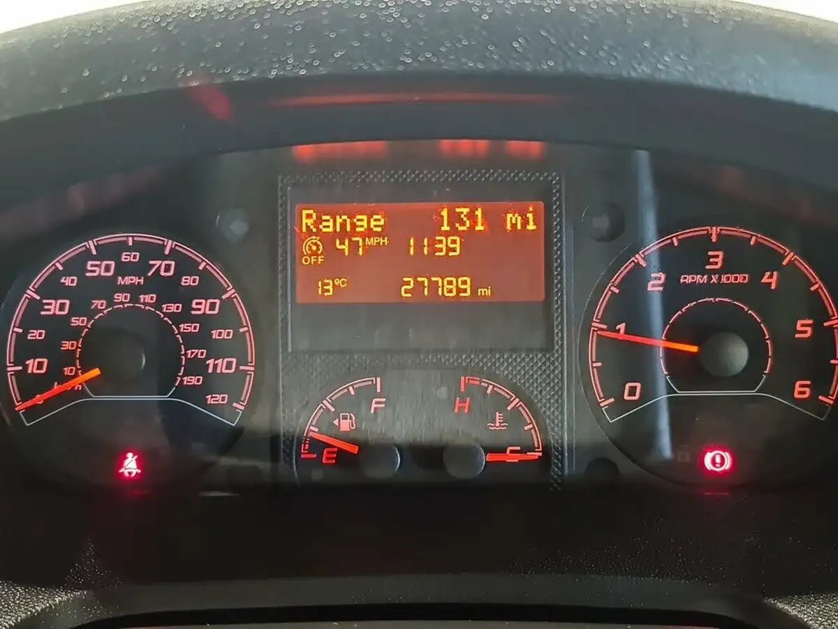 2019-citroen-relay-22bluehdi-35-l3h2-enterprise-panel-big-23