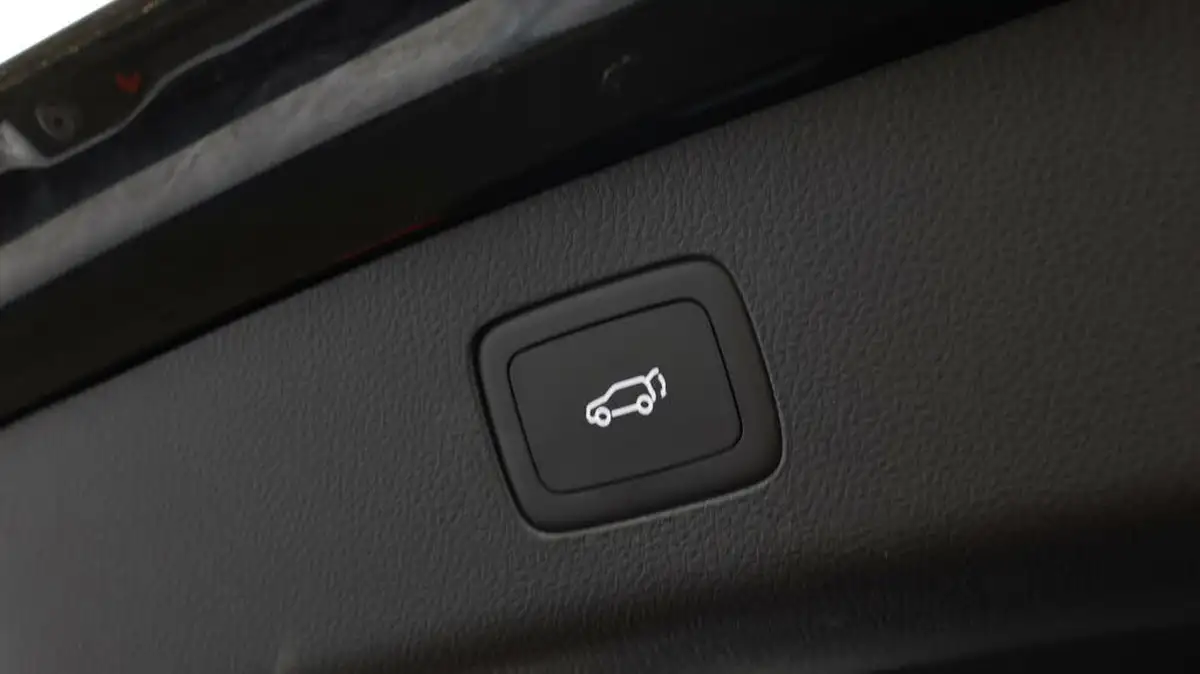 2022-mg-hs-15t-gdi-exclusive-258ps-plug-in-hybrid-auto-big-21