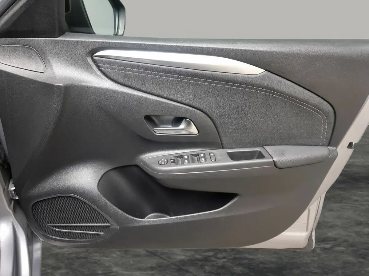 2023-vauxhall-corsa-12i-gs-big-24