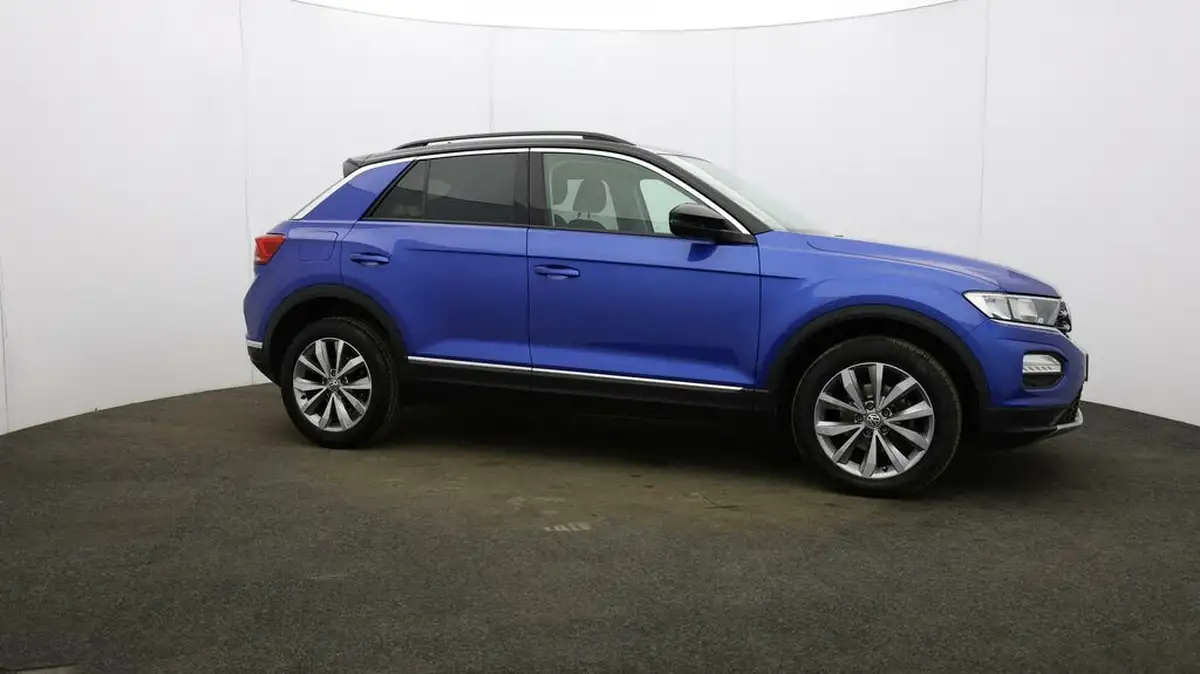 2018-volkswagen-t-roc-15-tsi-design-big-41