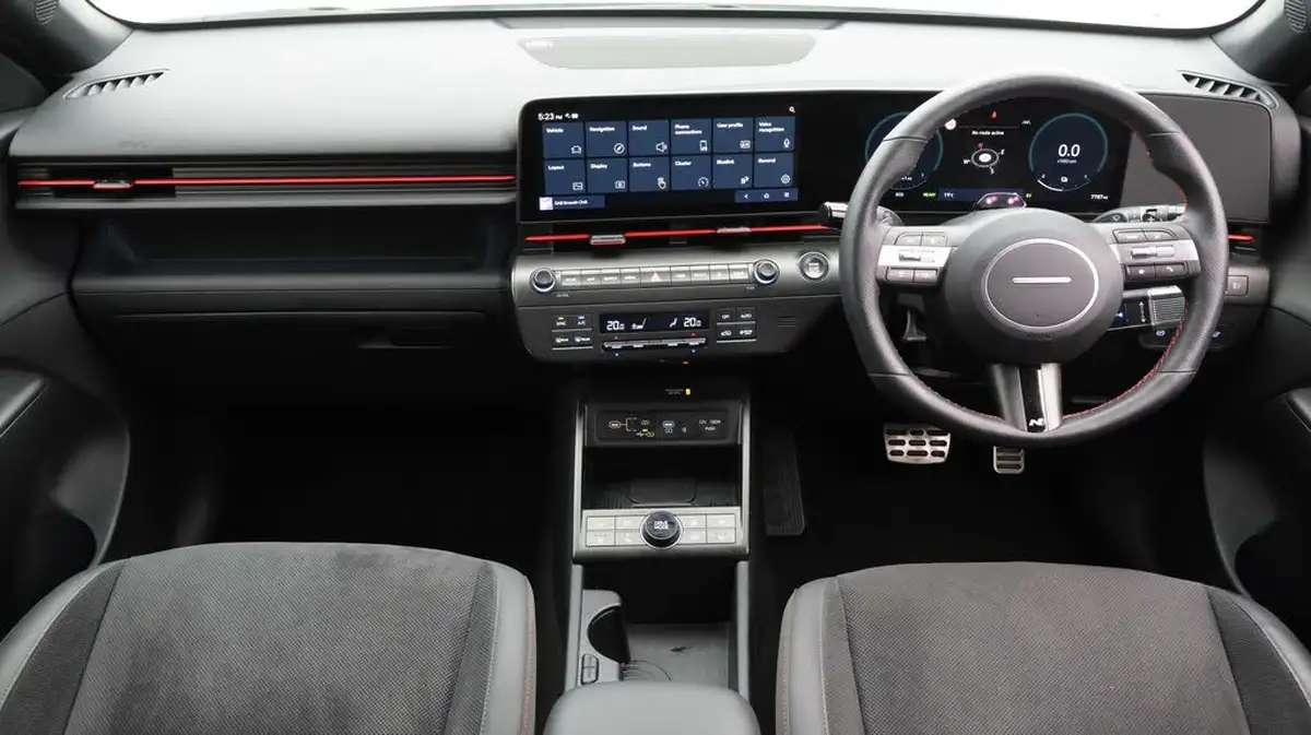 2024-hyundai-kona-16-gdi-n-line-s-141ps-dct-big-13
