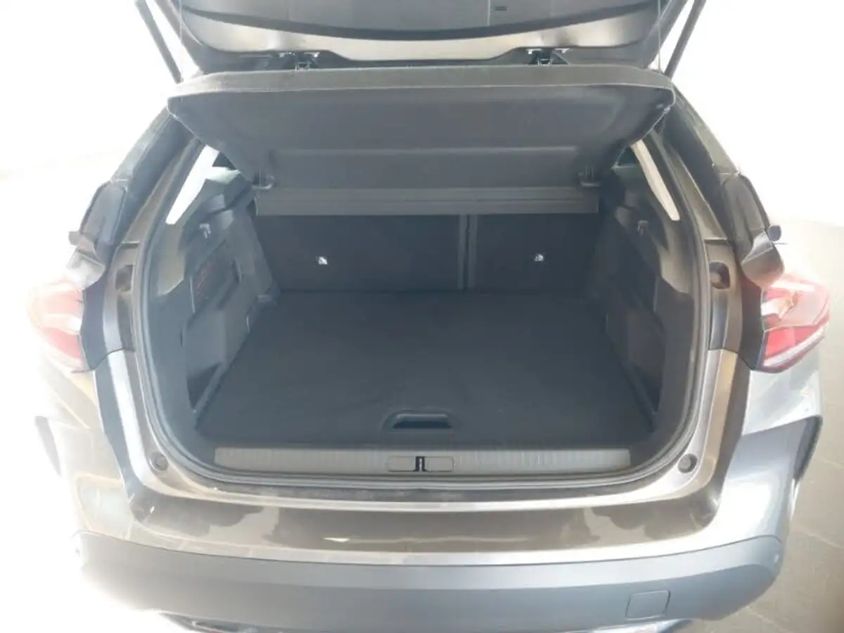 2021-citroen-c4-12-puretech-sense-plus-big-7