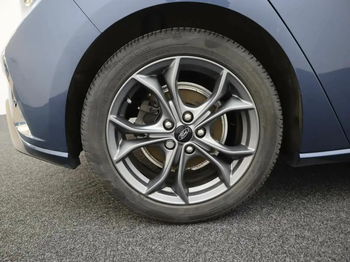 2019-ford-focus-10t-st-line-ss-hatchback-big-5