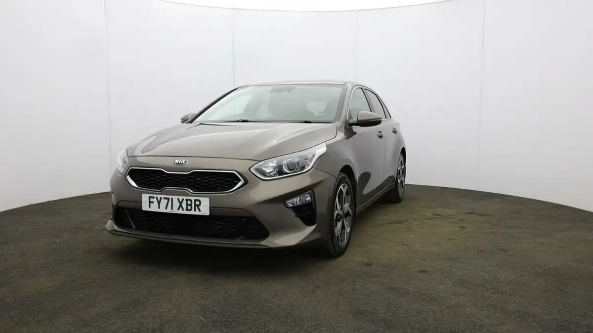2021-kia-ceed-15-t-gdi-3-hatchback-big-31