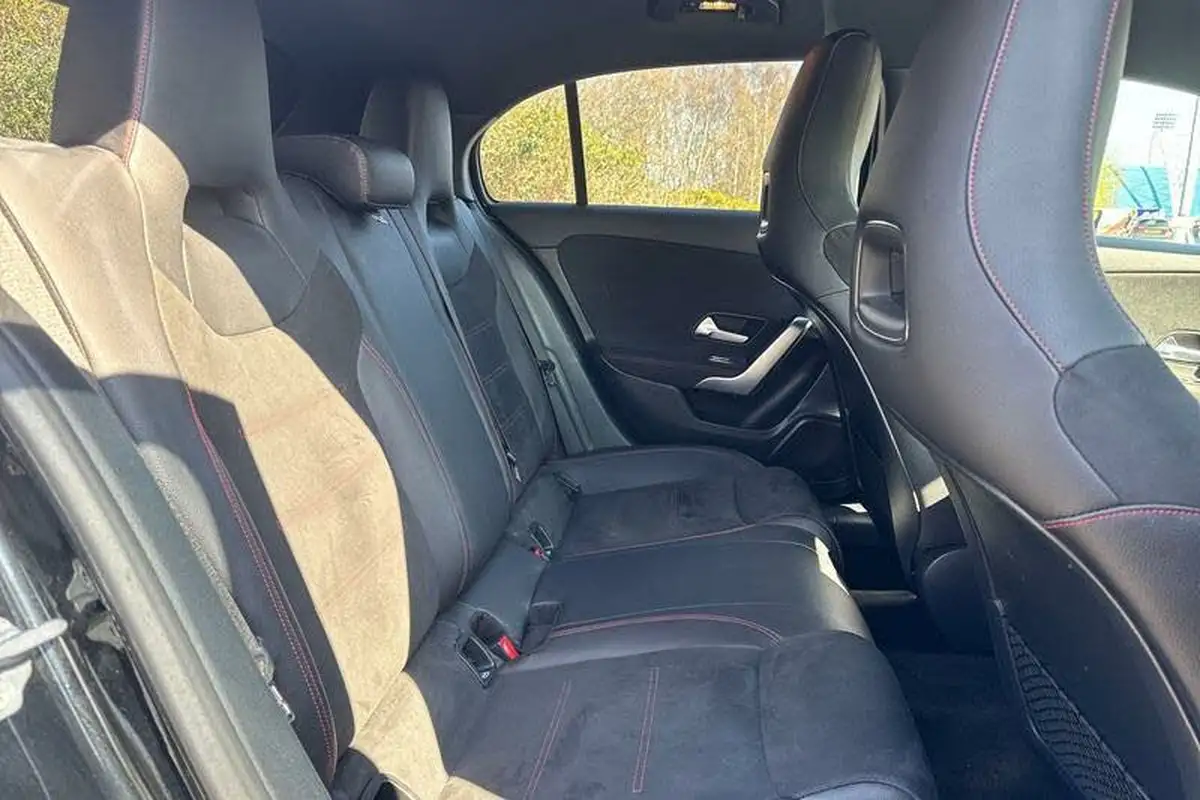 2018-mercedes-benz-a-class-15d-a180d-amg-line-116ps-ss-hatchback-5d-7g-dct-big-36