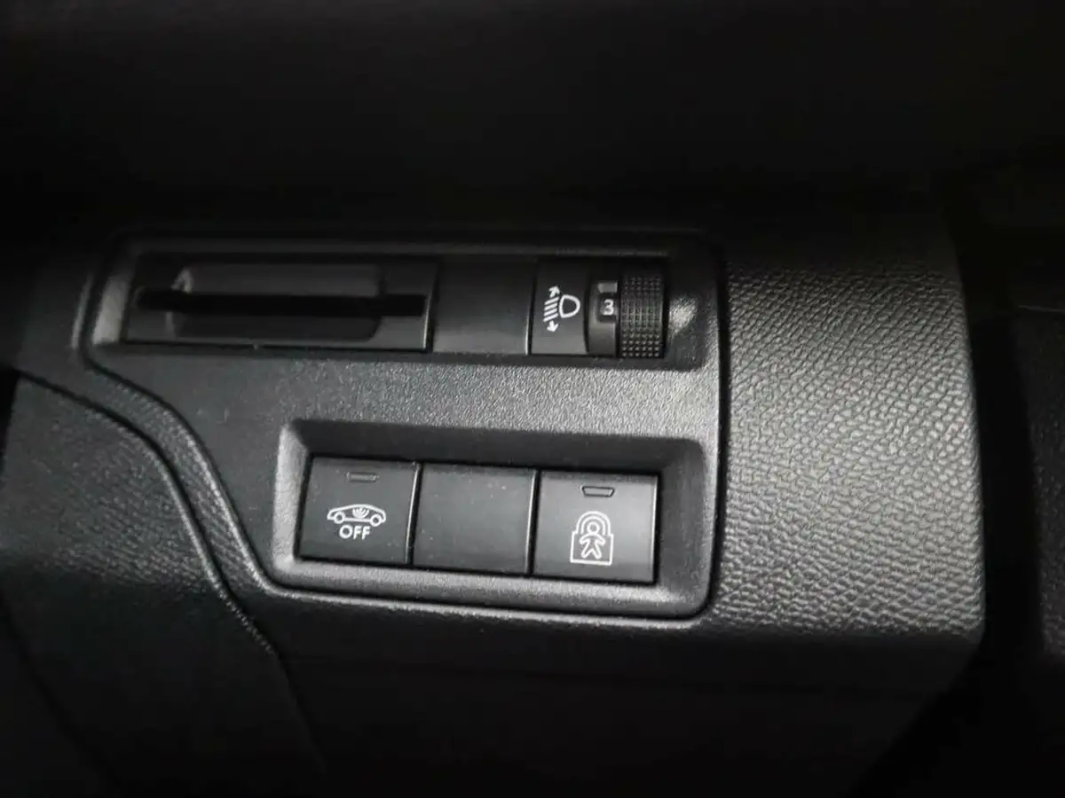 2019-peugeot-3008-suv-15-bluehdi-allure-big-26