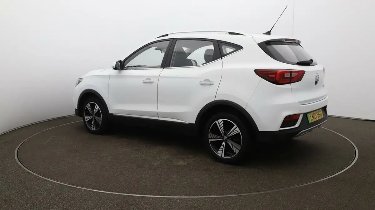 2021-mg-zs-suv-e-exclusive-ev-big-28