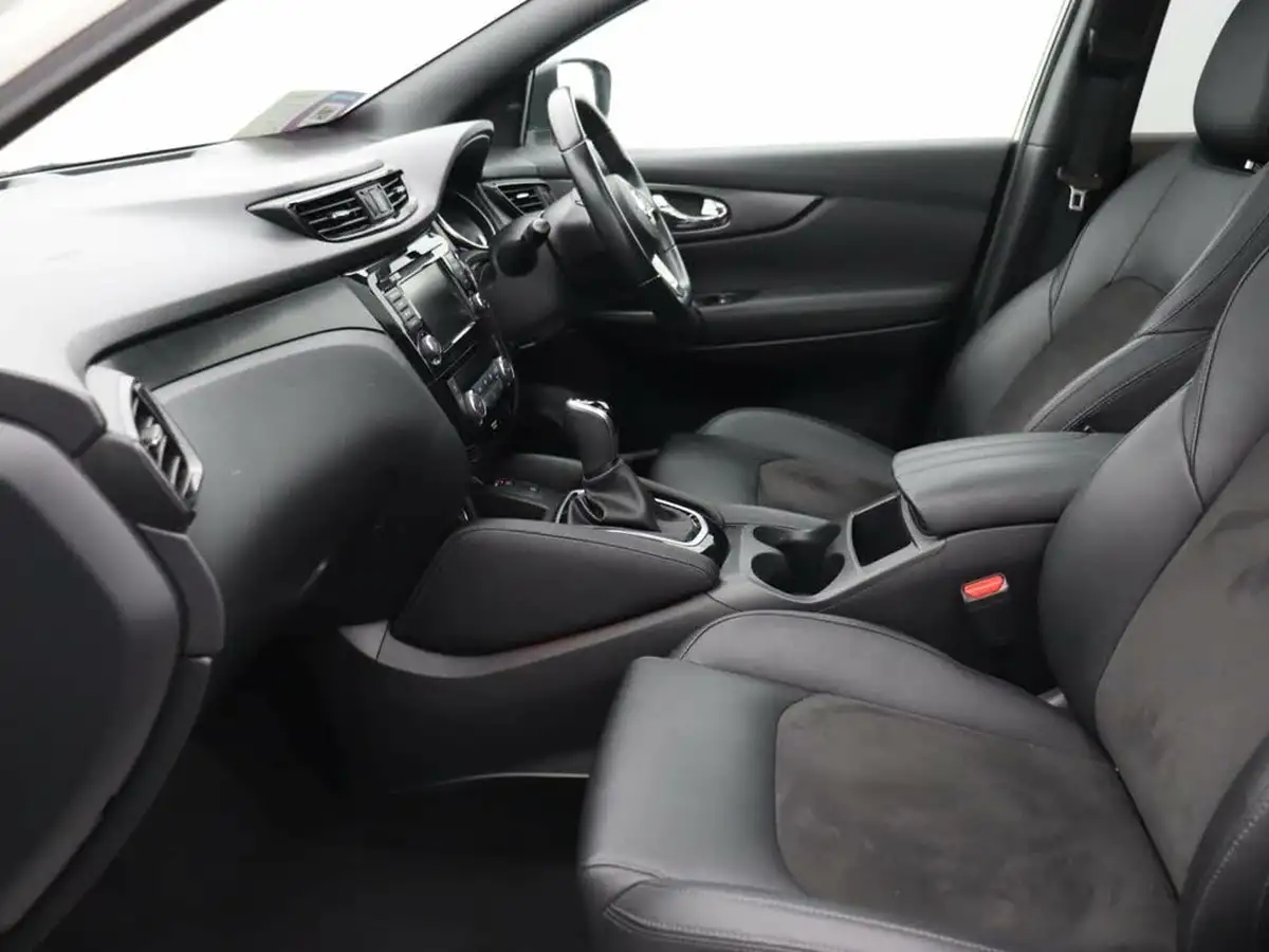 2020-nissan-qashqai-13-dig-t-n-tec-160ps-propilotglass-dct-big-8