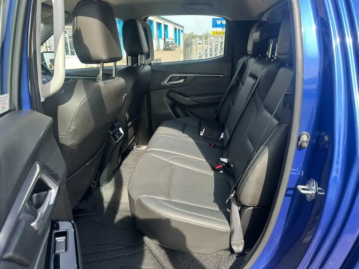 2022-isuzu-d-max-19td-dl40-pick-up-auto-big-9
