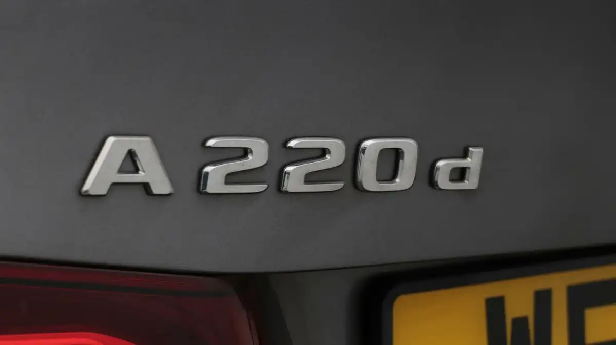 2021-mercedes-benz-a-class-20d-a220d-amg-line-saloon-4d-big-20