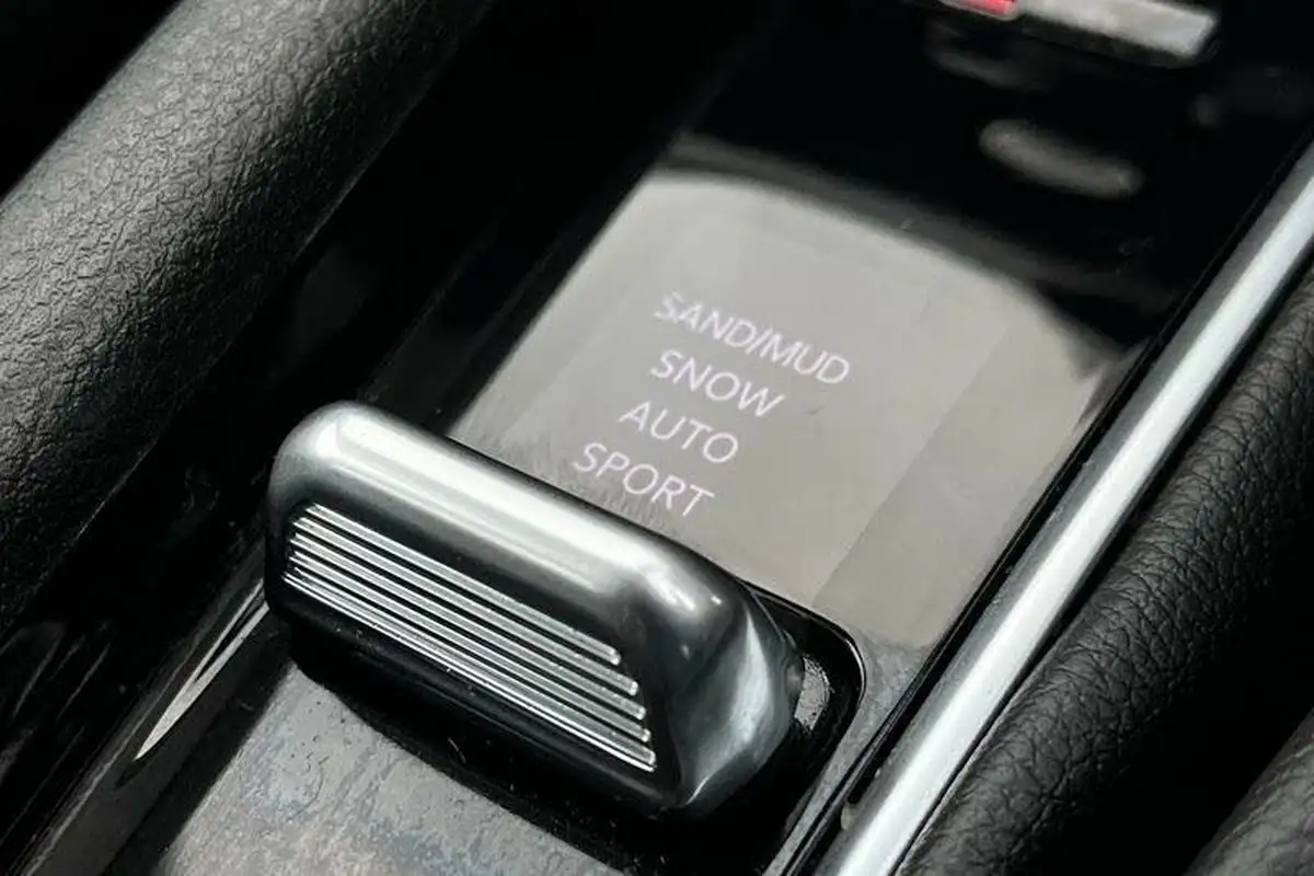 2023-jeep-compass-13-gse-s-big-37
