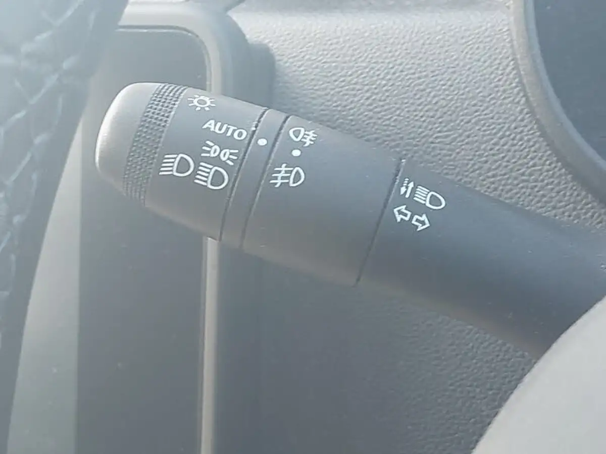 2022-dacia-duster-10-tce-comfort-90hpeu6d-4x2-window-van-big-12