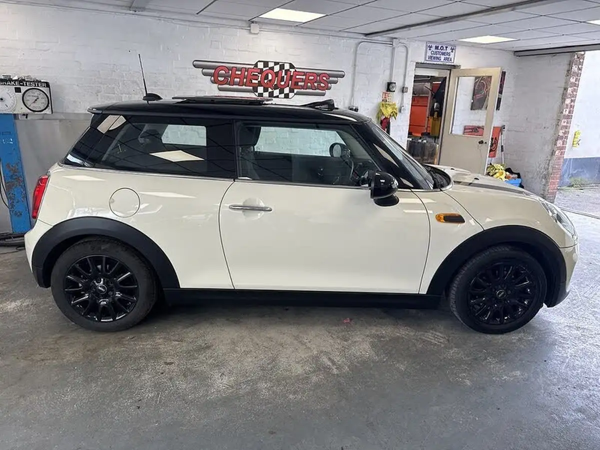 2016-mini-cooper-15-cooper-ss-hatchback-3d-big-2