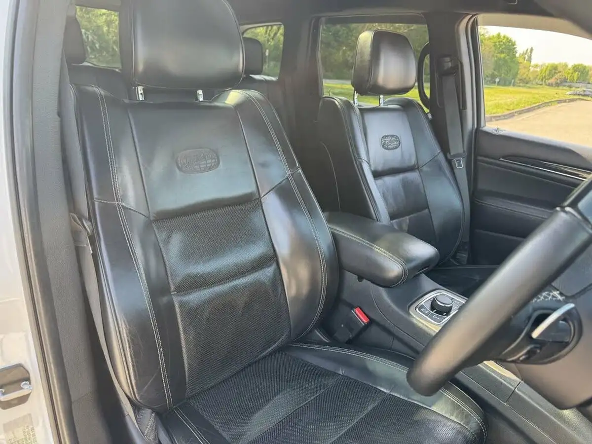 2018-jeep-grand-cherokee-30crd-overland-4x4-big-10