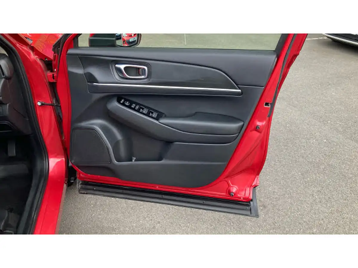2022-honda-hr-v-15-i-mmd-advance-big-25