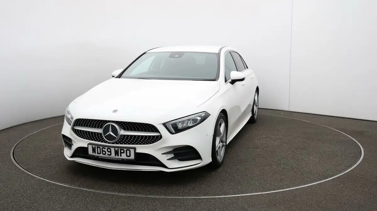 2020-mercedes-benz-a-class-13-a200-amg-line-executive-hatchback-5d-big-31