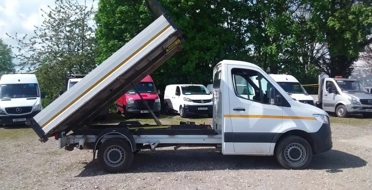 2021-mercedes-benz-sprinter-20cdi-315-l2h1-progressive-150pseu6dt-chassis-cab-rwd-big-13