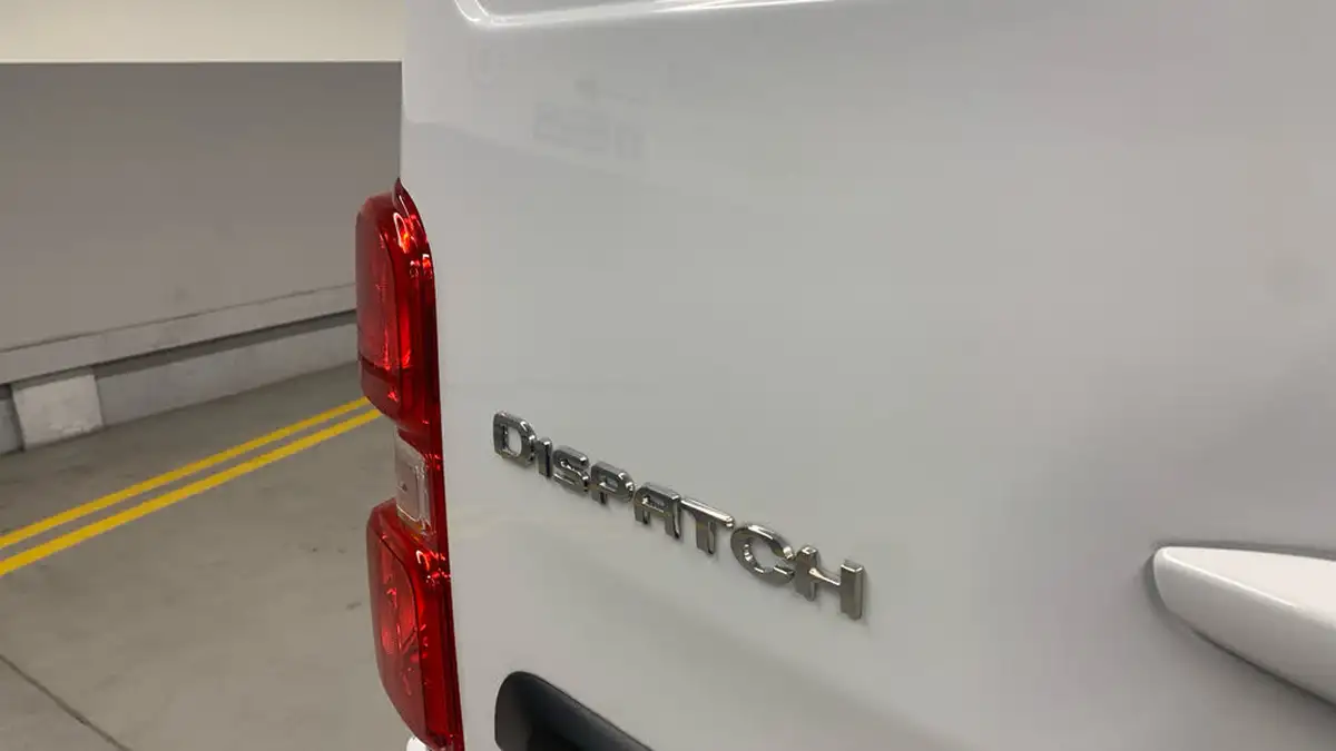 2023-citroen-dispatch-15bluehdi-driver-edition-xl-big-41