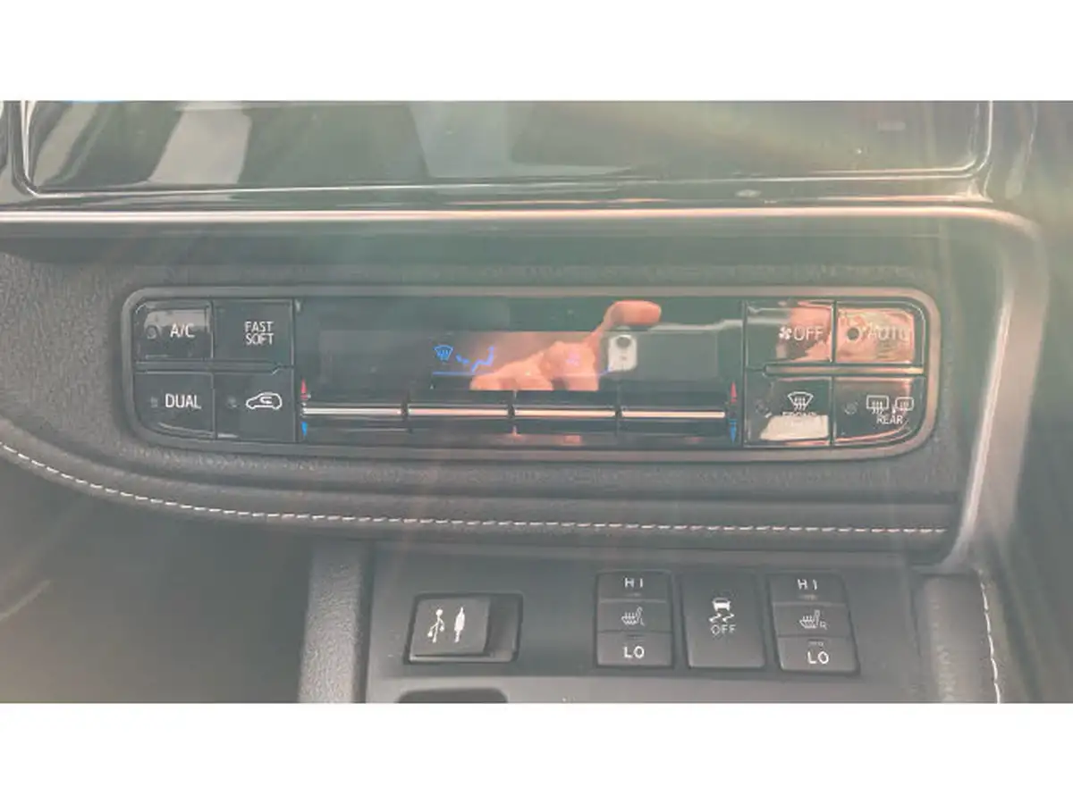 2018-toyota-auris-18-vvt-i-hsd-excel-hatchback-big-20