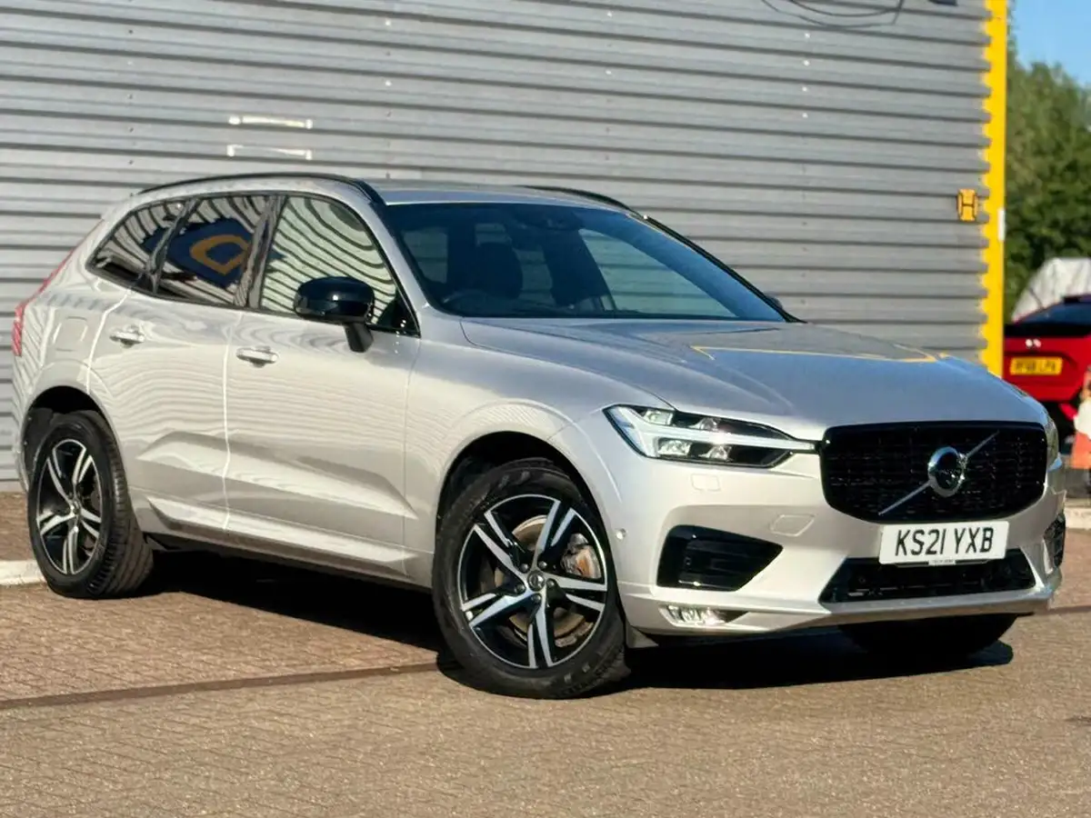 2021-volvo-xc60-20-b6-r-design-big-3