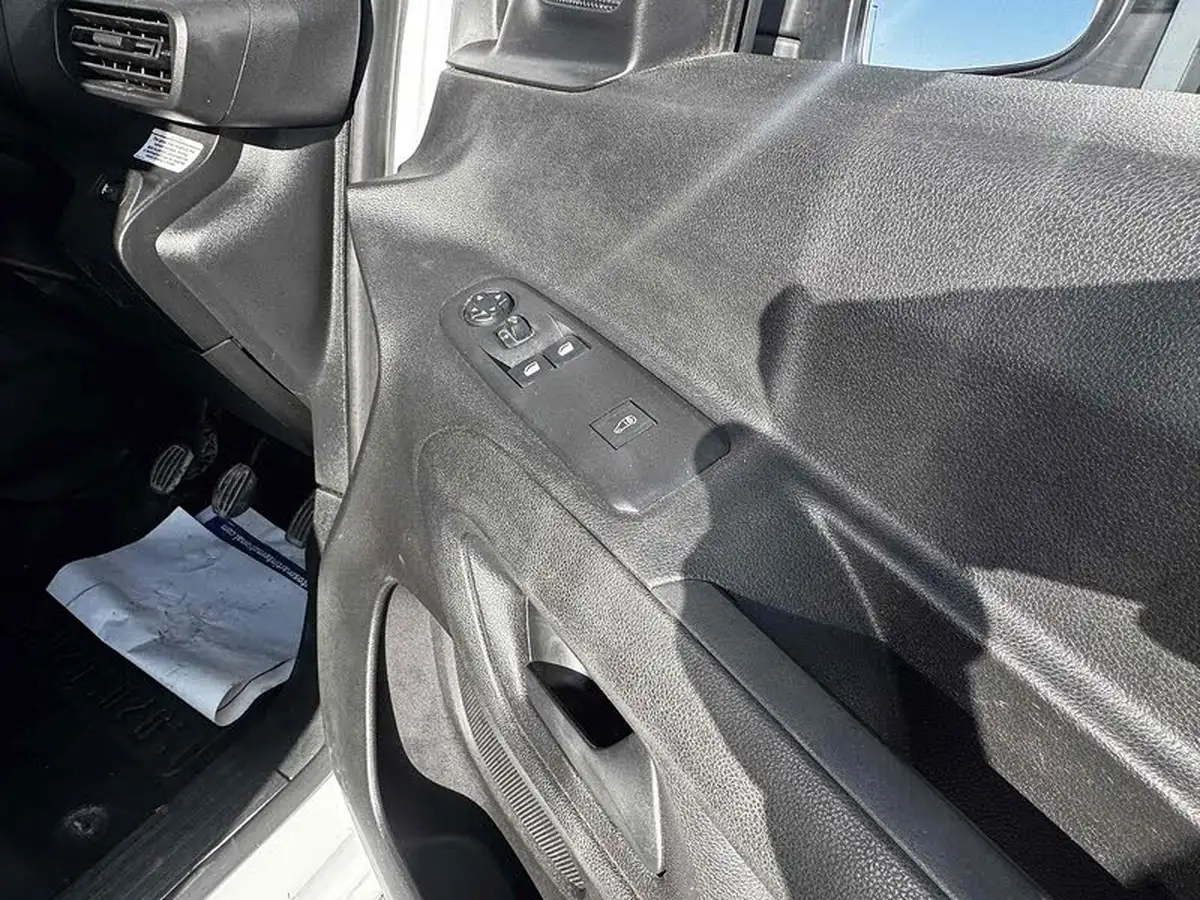 2022-toyota-proace-city-15d-icon-l2-big-20