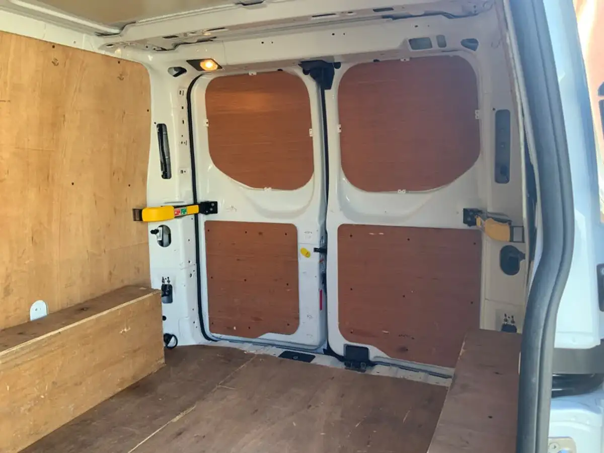 2022-ford-transit-custom-20tdci-280-l1h1-leader-105pseu6dt-panel-van-big-13