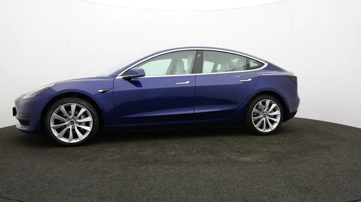2020-tesla-model-3-e-standard-plus-big-59