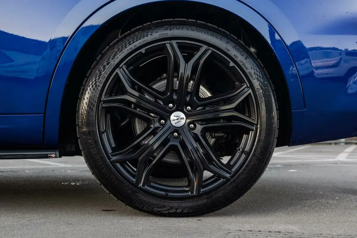 2022-maserati-levante-big-54