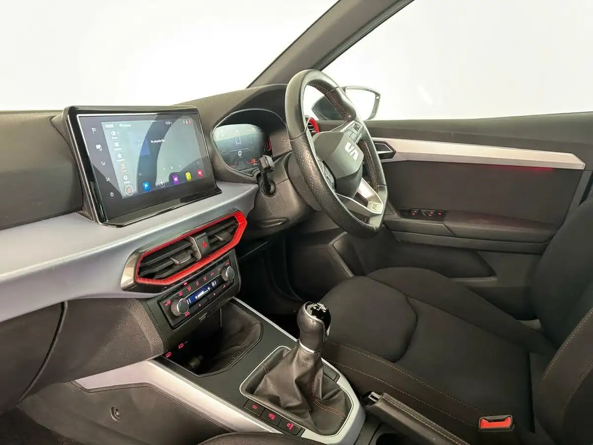 2023-seat-arona-10-tsi-fr-big-12