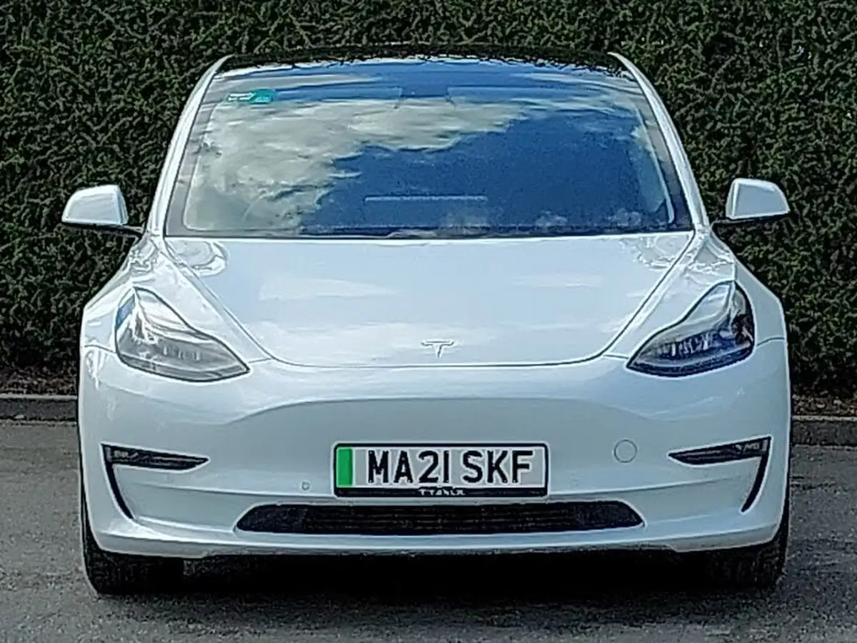 2021-tesla-model-3-e-long-range-4x4-big-18