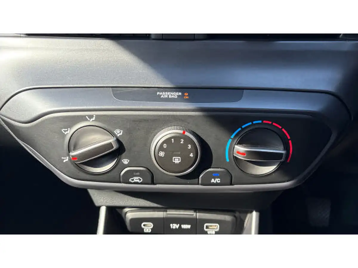 2024-hyundai-i20-10-t-gdi-advance-big-49