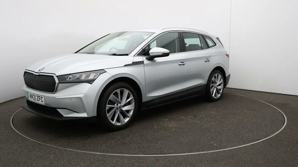 2021-skoda-enyaq-e-80-loft-82-kwh-big-3