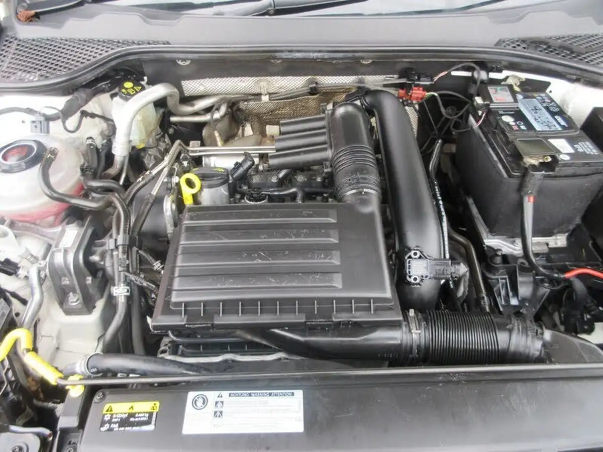 2018-seat-leon-12-tsi-se-dynamic-technology-hatchback-big-21