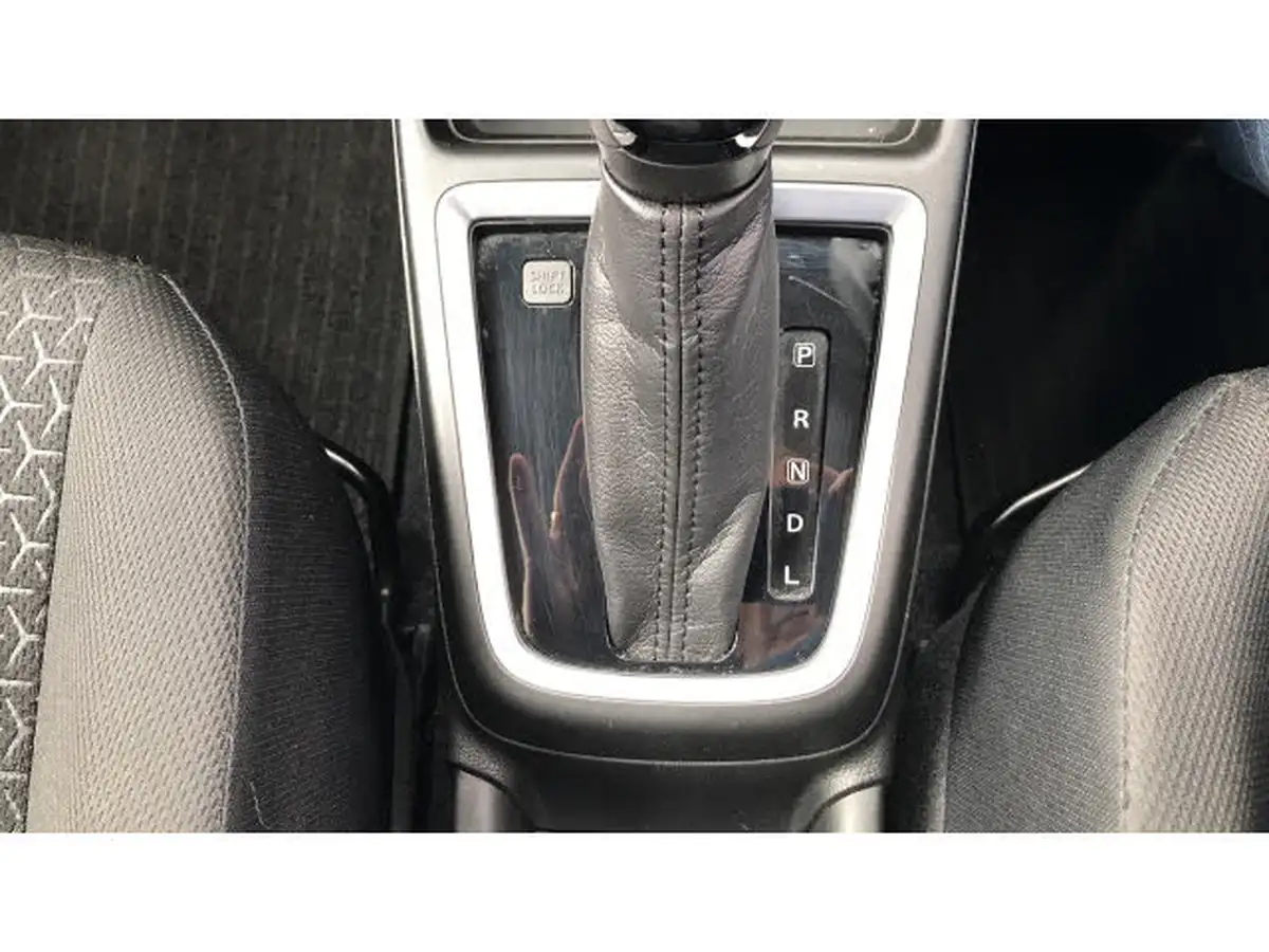 2024-suzuki-swift-12-dualjet-sz-t-big-41