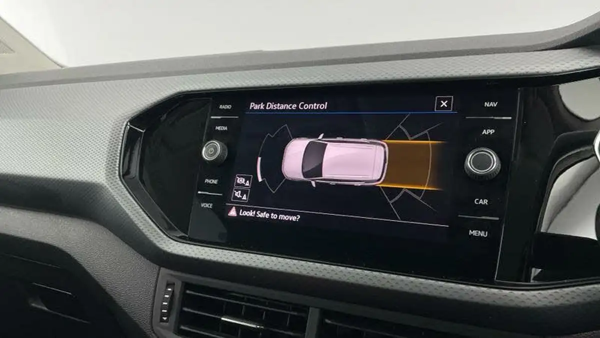 2022-volkswagen-t-cross-10-tsi-active-95ps-big-14