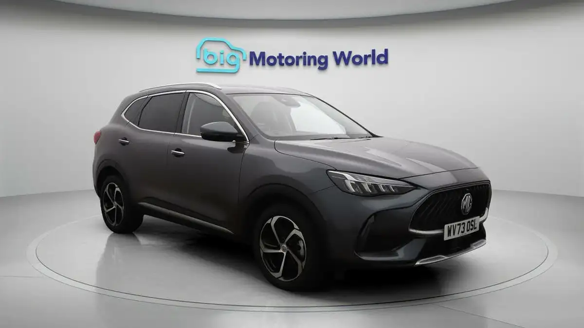 2023-mg-hs-15t-gdi-trophy-162ps-dct-big-1