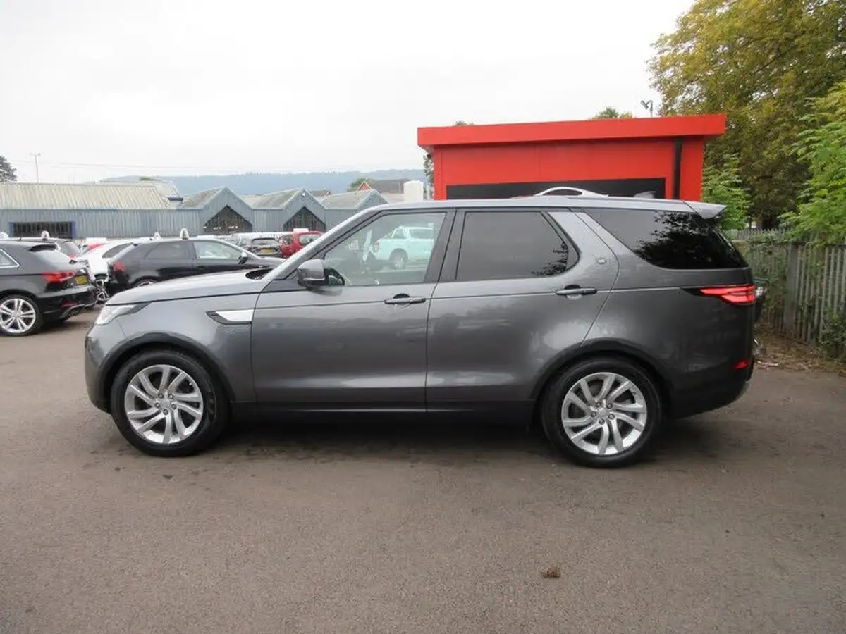 2017-land-rover-discovery-30td6-hse-258pse6-4wd-panel-van-auto-big-3