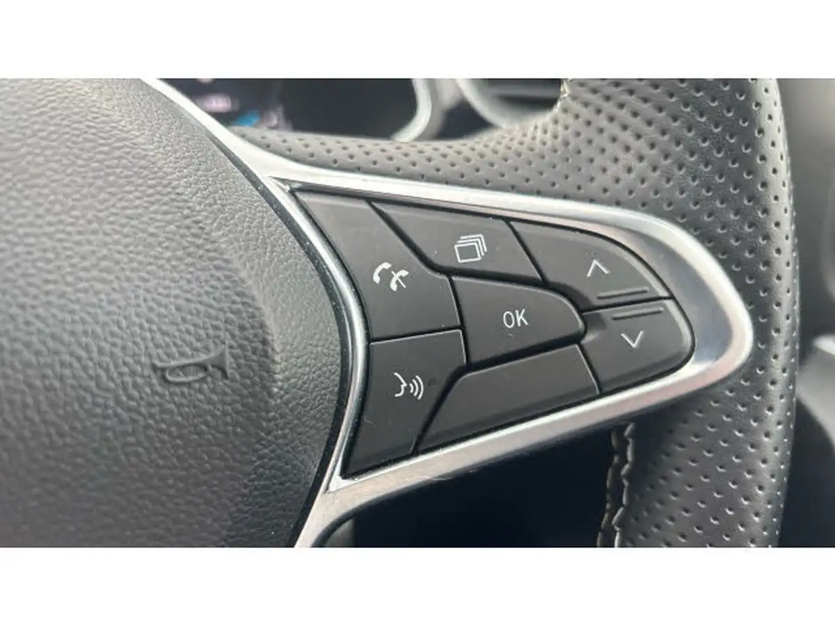 2023-renault-captur-16-e-tech-engineered-145ps-full-big-25