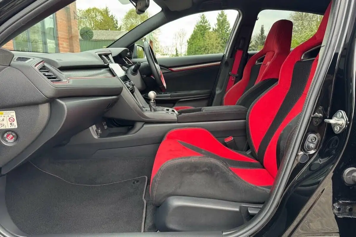 2019-honda-civic-20-i-vtec-type-r-gt-big-28