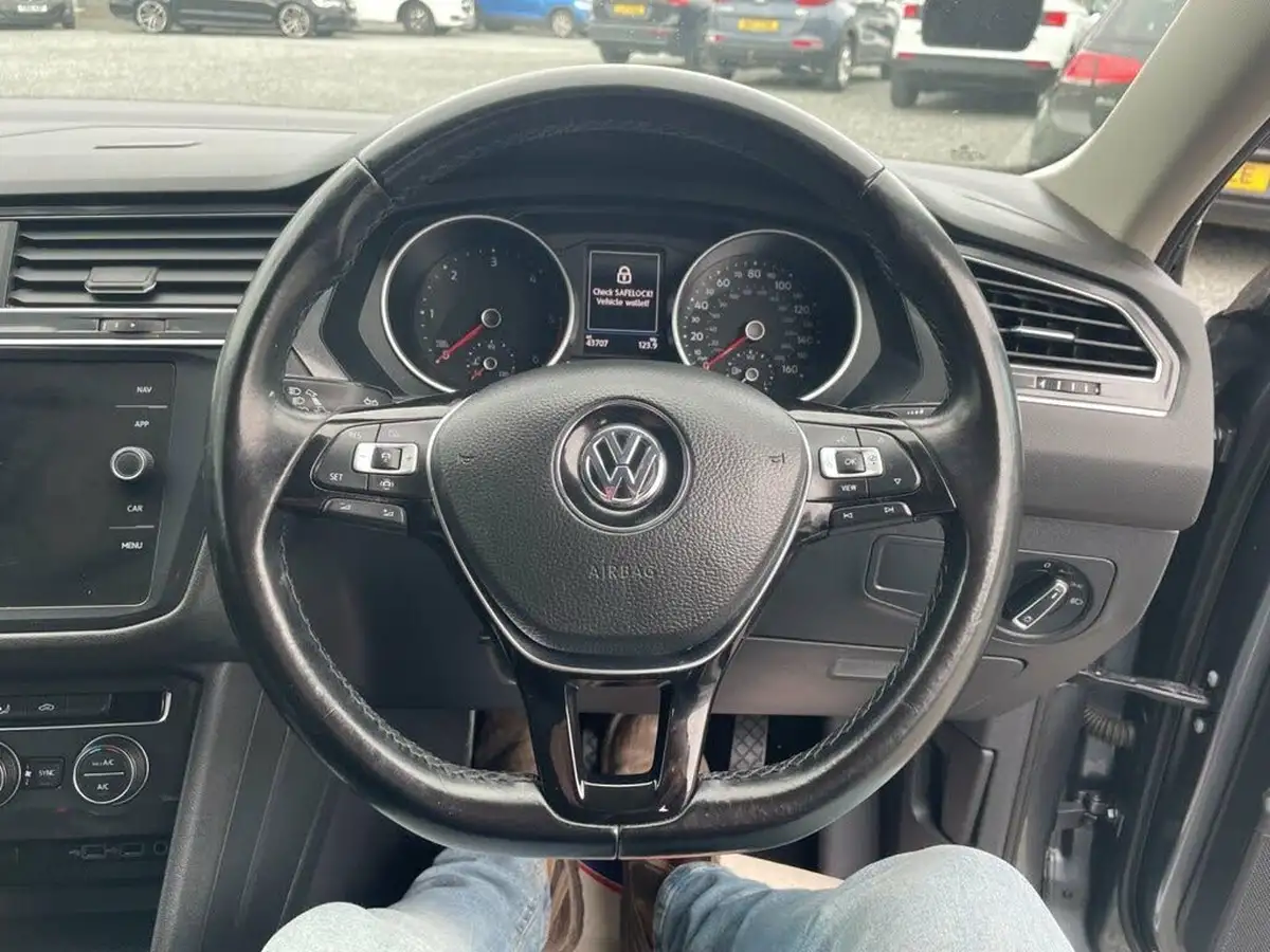 2020-volkswagen-tiguan-allspace-20tdi-match-150ps-4motion-dsg-big-14