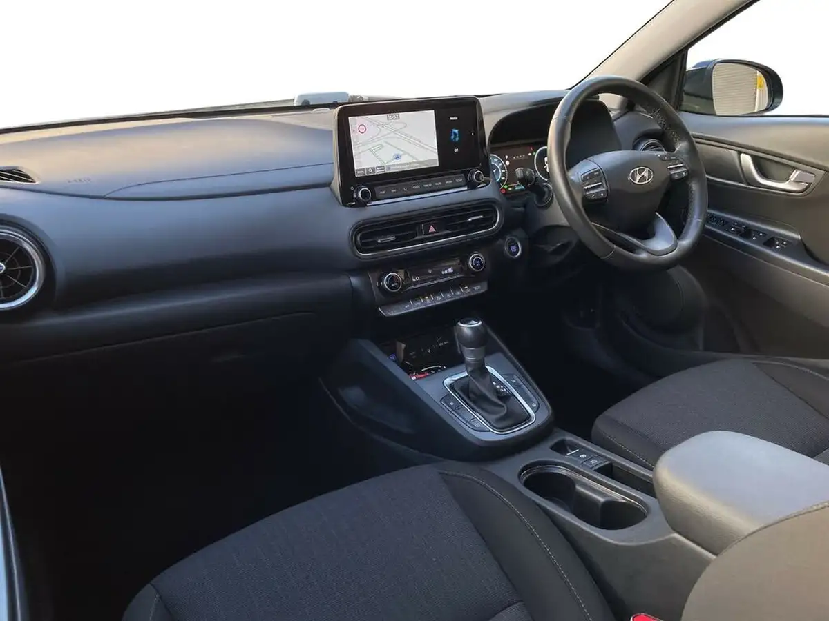 2022-hyundai-kona-16-gdi-premium-big-6
