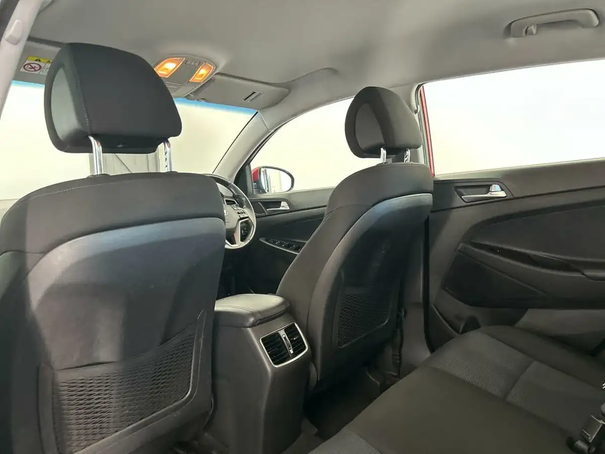 2018-hyundai-tucson-17crdi-blue-drive-se-116ps-big-30