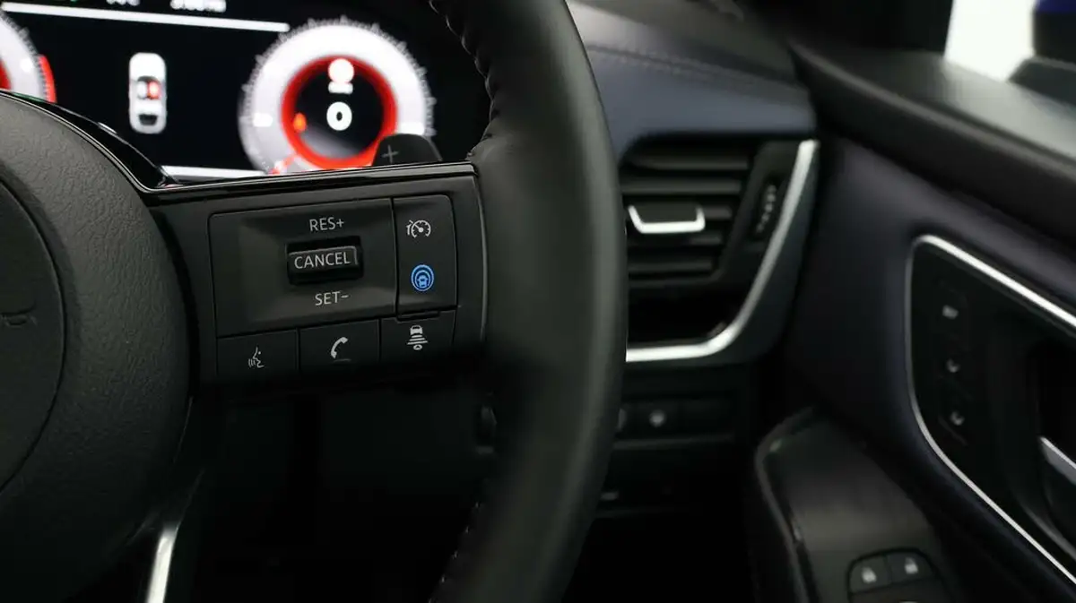 2021-nissan-qashqai-13-dig-t-tekna-xtronic-big-22