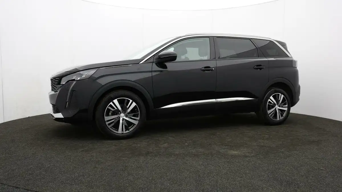2021-peugeot-5008-suv-12-puretech-allure-big-57