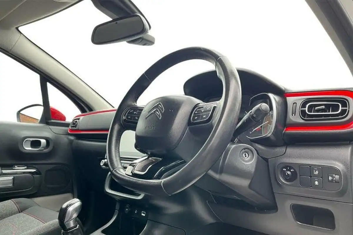 2017-citroen-c3-12-puretech-flair-82ps-big-8