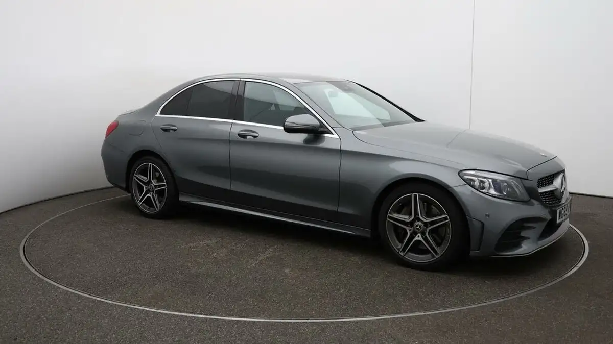 2019-mercedes-benz-c-class-20d-c300d-amg-line-245ps-ss-saloon-4d-big-36