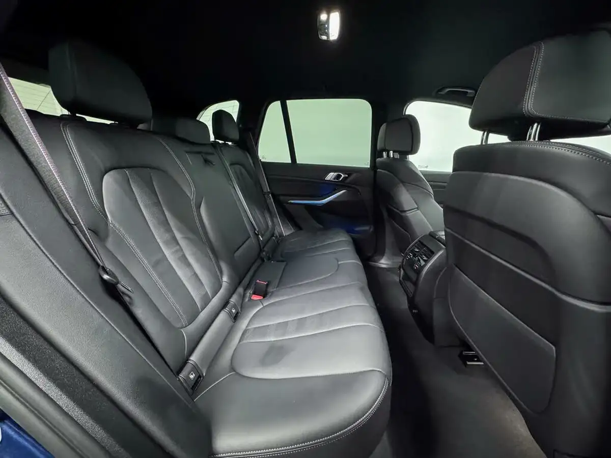 2022-bmw-x5-30-xdrive-45e-m-sport-394bhp-big-37