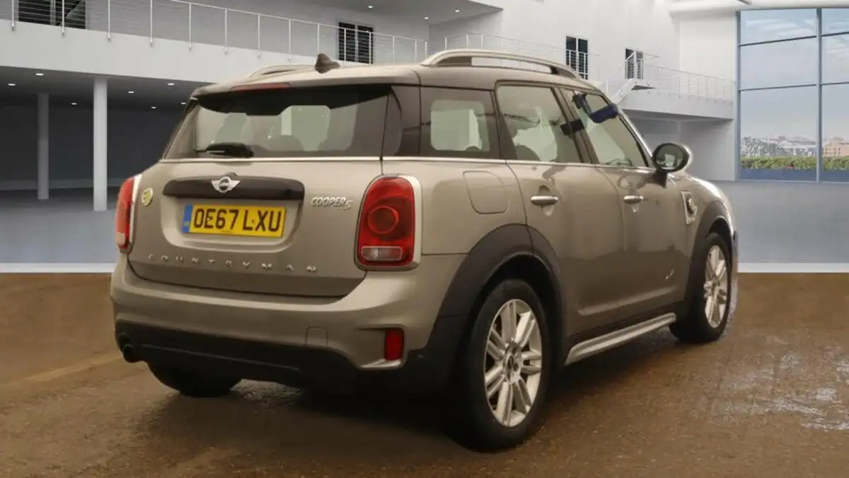 2017-mini-countryman-15-cooper-s-e-phev-ss-big-3