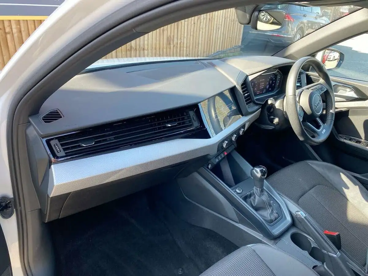 2021-audi-a1-15-35-tfsi-s-line-big-8